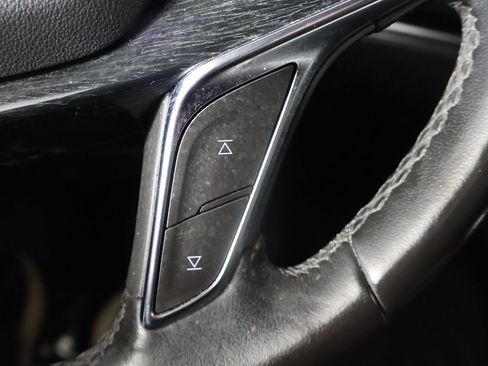 Used 2021 Cadillac XT5 Premium Luxury image 43