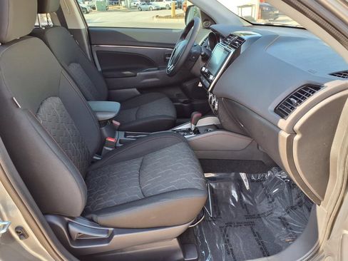 New 2026 Mitsubishi Outlander Sport LE AWD/4WD image 9