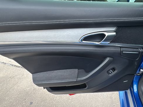 Used 2015 Porsche Panamera GTS image 16