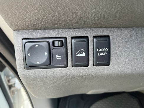 Used 2017 Nissan Frontier SV AWD/4WD image 14