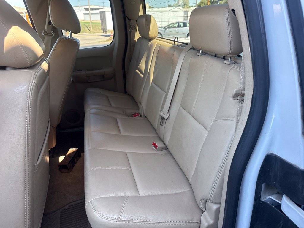 Used 2013 Chevrolet Silverado 2500 LTZ w/ LTZ Plus Package AWD/4WD image 28