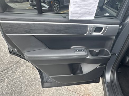 Certified 2025 Hyundai Santa Fe Limited image 22