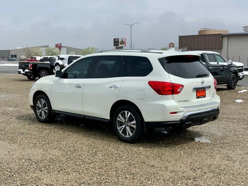 Used 2020 Nissan Pathfinder SL AWD/4WD image 3