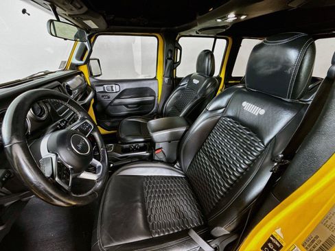 Used 2021 Jeep Wrangler Unlimited Sahara AWD/4WD image 10
