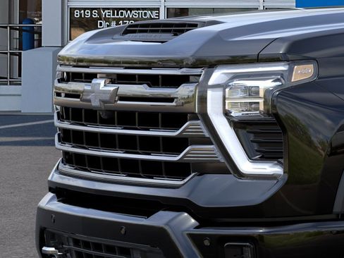 New 2026 Chevrolet Silverado 3500 High Country AWD/4WD image 13