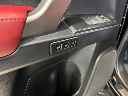 Used 2023 Lexus GX 460 Premium image 30