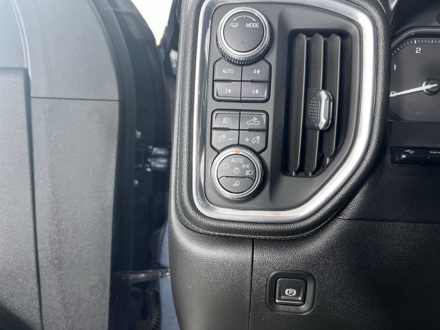 Certified 2020 GMC Sierra 2500 Denali w/ Denali Ultimate Package AWD/4WD image 18