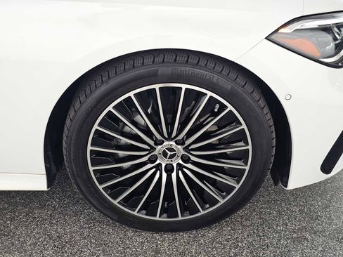 Used 2024 Mercedes-Benz CLE 300 4MATIC Coupe image 9
