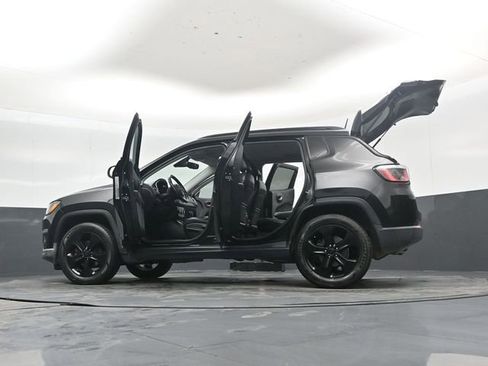 Used 2018 Jeep Compass Altitude image 53