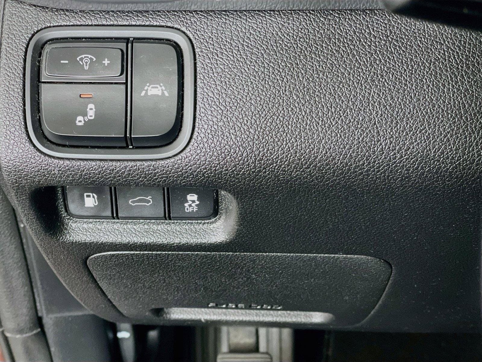 Used 2019 Kia Optima LX FWD image 13