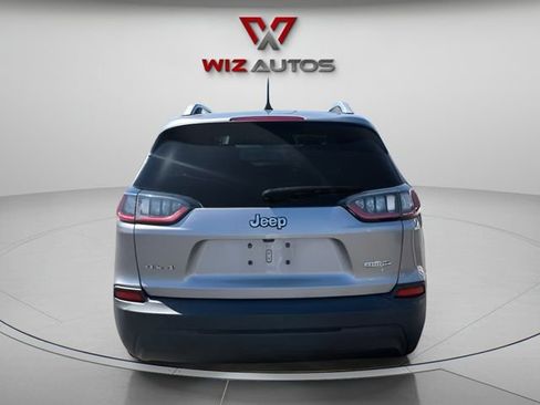 Used 2019 Jeep Cherokee Latitude Plus w/ Comfort/Convenience Group AWD/4WD image 4