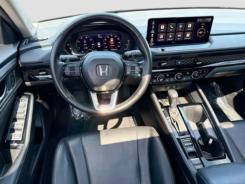 Used 2023 Honda Accord Touring image 16