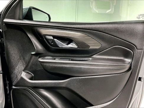 Used 2021 GMC Terrain SLT image 22