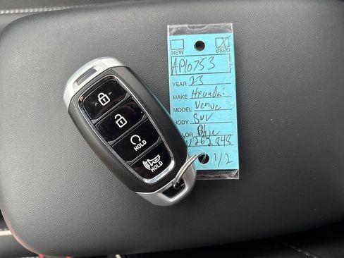 Certified 2023 Hyundai Venue Limited FWD image 26