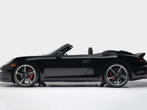 Used 2015 Porsche 911 Carrera S image 9