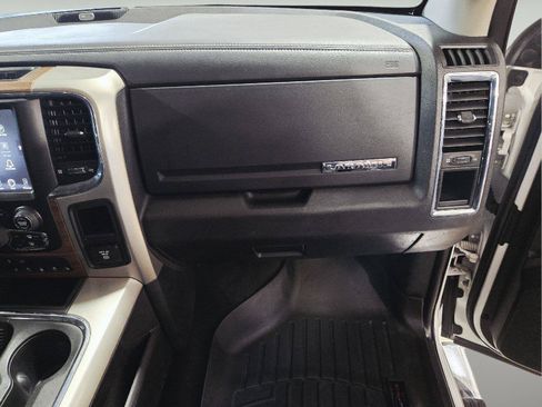 Used 2016 RAM 1500 Laramie w/ Convenience Group AWD/4WD image 53