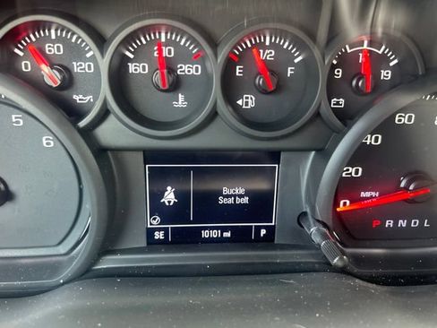 Used 2024 Chevrolet Silverado 1500 Custom RWD image 8