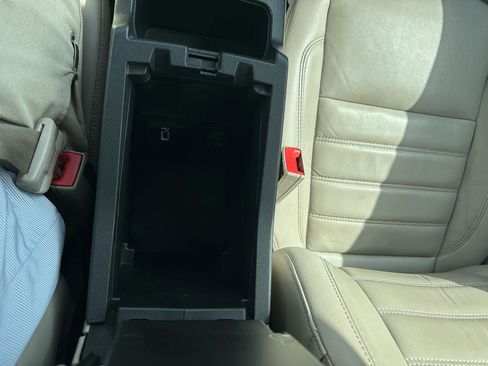 Used 2017 Ford Escape Titanium image 18