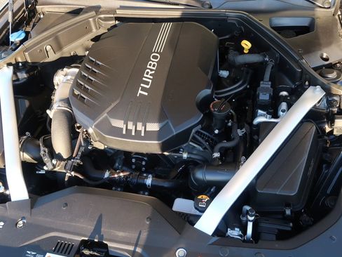 Used 2021 Genesis G70 3.3T image 45