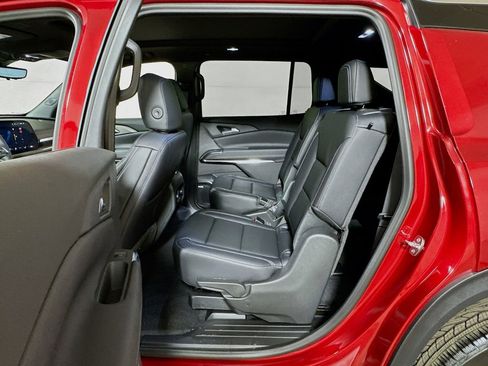 New 2026 Chevrolet Traverse LT w/ Enhanced Driving Package FWD image 13