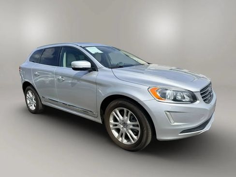 Used 2015 Volvo XC60 T5 Premier FWD image 5