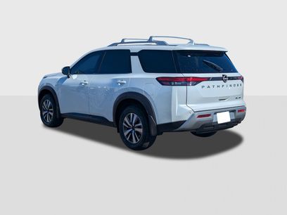 New 2025 Nissan Pathfinder SL