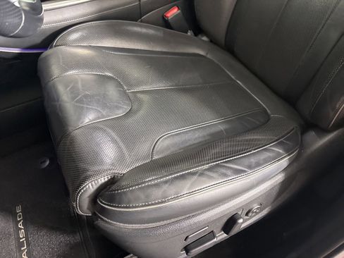 Used 2022 Hyundai Palisade Calligraphy w/ Cargo Package FWD image 13