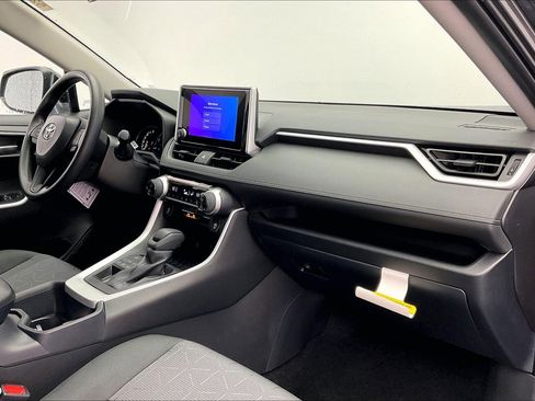New 2025 Toyota RAV4 XLE image 6