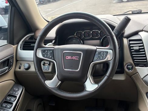 Used 2016 GMC Yukon SLT w/ Open Road Package image 20