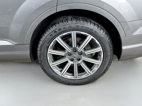 Used 2017 Audi Q7 3.0T Premium Plus image 36