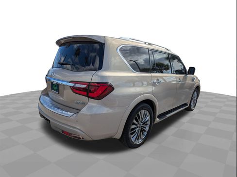 Used 2021 INFINITI QX80 Sensory w/ All-Season Package image 4