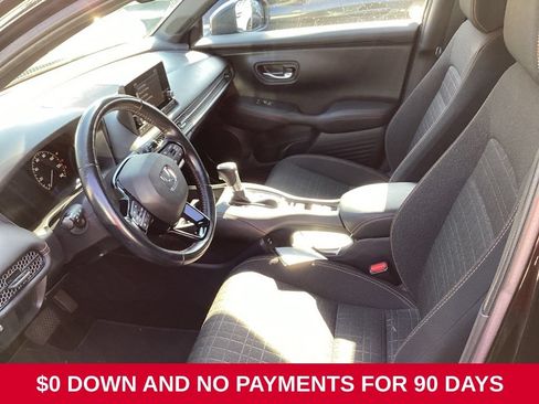 Used 2025 Honda HR-V Sport image 8