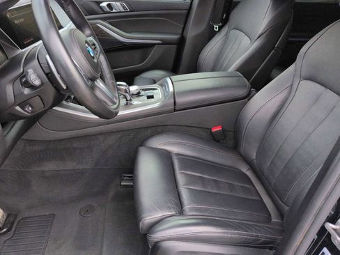 Used 2022 BMW X5 xDrive40i w/ M Sport Package image 15