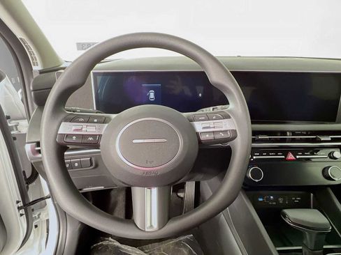 Certified 2025 Hyundai Tucson SEL image 7