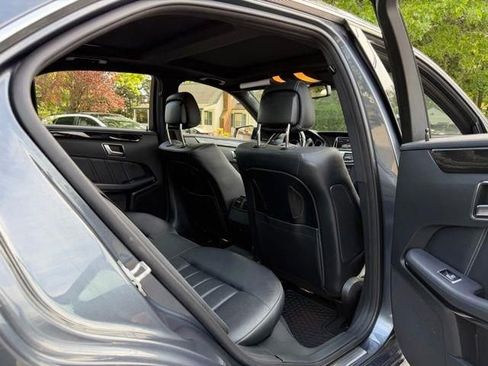 Used 2016 Mercedes-Benz E 400 Sedan image 14