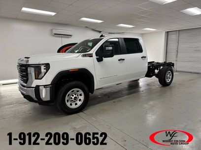 New 2026 GMC Sierra 3500 Pro w/ Convenience Package