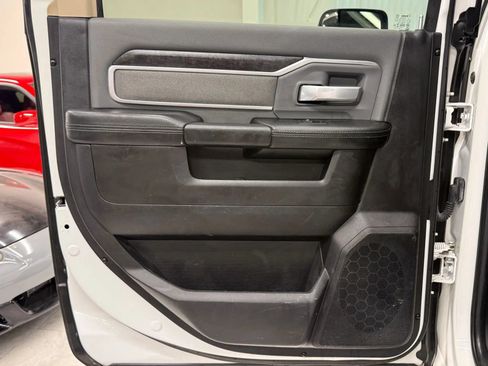Used 2019 RAM 2500 Big Horn AWD/4WD image 19