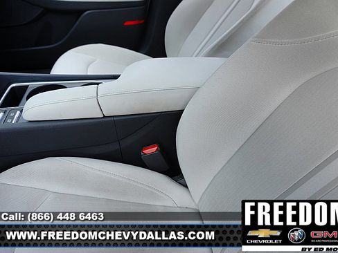 Used 2025 Hyundai Sonata SEL FWD image 31