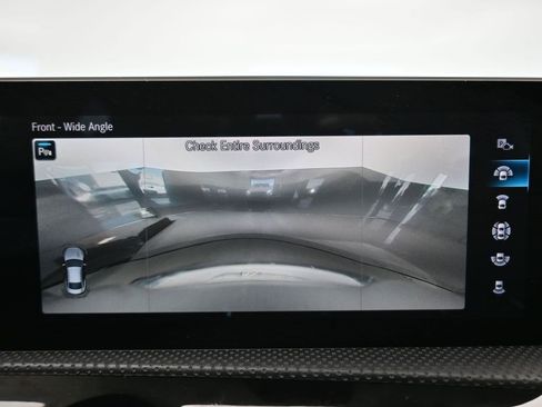 Used 2020 Mercedes-Benz CLA 250 4MATIC image 24