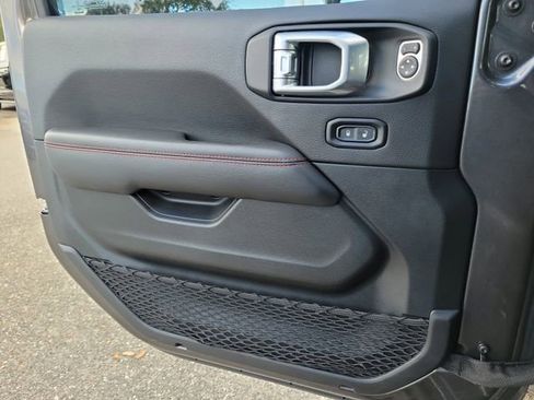 Used 2022 Jeep Gladiator Rubicon w/ Trailer Tow Package image 21