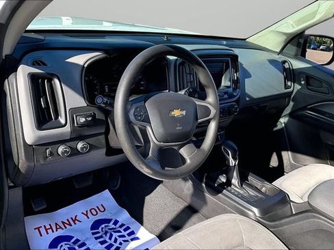 Used 2022 Chevrolet Colorado W/T w/ WT Convenience Package AWD/4WD image 14