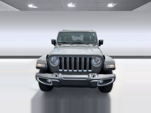 Used 2021 Jeep Wrangler Unlimited Sahara AWD/4WD image 6