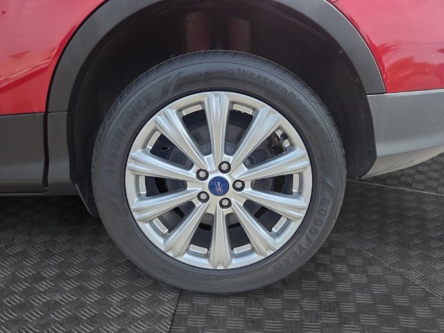 Used 2017 Ford Escape Titanium AWD/4WD image 35