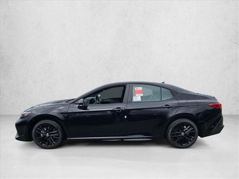 New 2026 Toyota Camry SE image 5