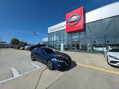 Used 2021 Nissan Altima 2.5 SR w/ SR Premium Package
