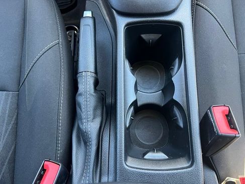 Used 2016 Ford Focus SE w/ SE Cold Weather Package FWD image 29