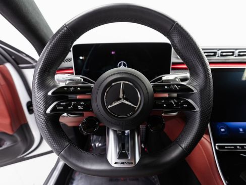 Used 2025 Mercedes-Benz S 63 AMG S image 12