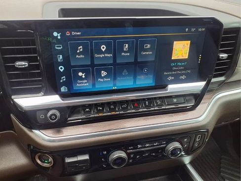 Used 2023 Chevrolet Silverado 1500 LTZ AWD/4WD image 35