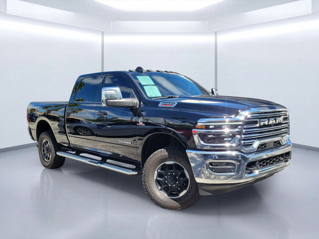 Used 2025 RAM 2500 Laramie AWD/4WD image 1