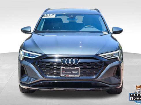 Certified 2024 Audi Q8 e-tron Premium Plus w/ Premium Plus Package AWD/4WD image 2